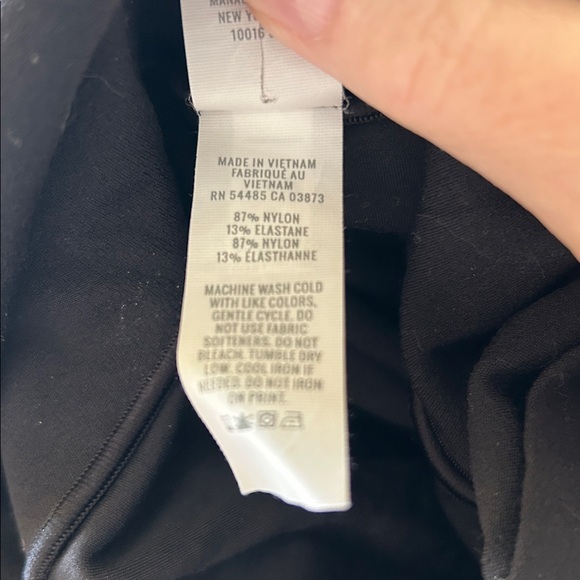 Offline by Aerie Real Me Jogger Pants Size Medium Black Womens 26” Inseam - Picture 8 of 9